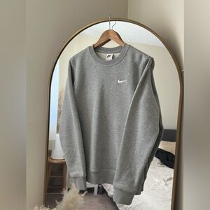 Nike Men's Gray Crewneck Sweatshirt S